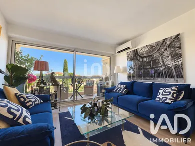 Appartement à Fréjus (83600)