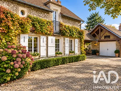 Village house in Bréval (78980)