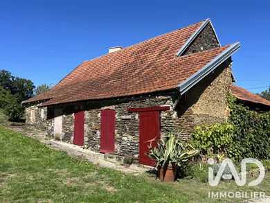 Park home in Saint-André-de-L'épine (50680)