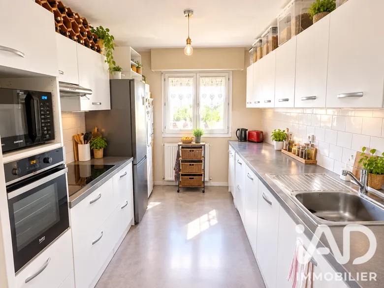 Appartement 3 pièces 72 m² · à Le Haillan · 72 m² · 218 000 €