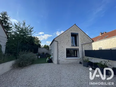 Maison de village à Épône (78680)