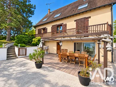 Maison traditionnelle à Montfermeil (93370)