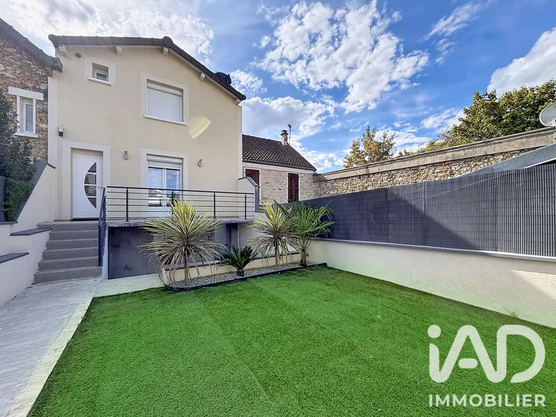 Maison 4 pièces 70 m² · à Triel-sur-Seine · 70 m² · 319 000 €