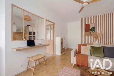 Apartment in Courbevoie (92400)