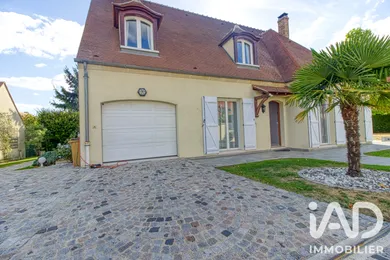 Maison traditionnelle à Saint-Prix (95390)