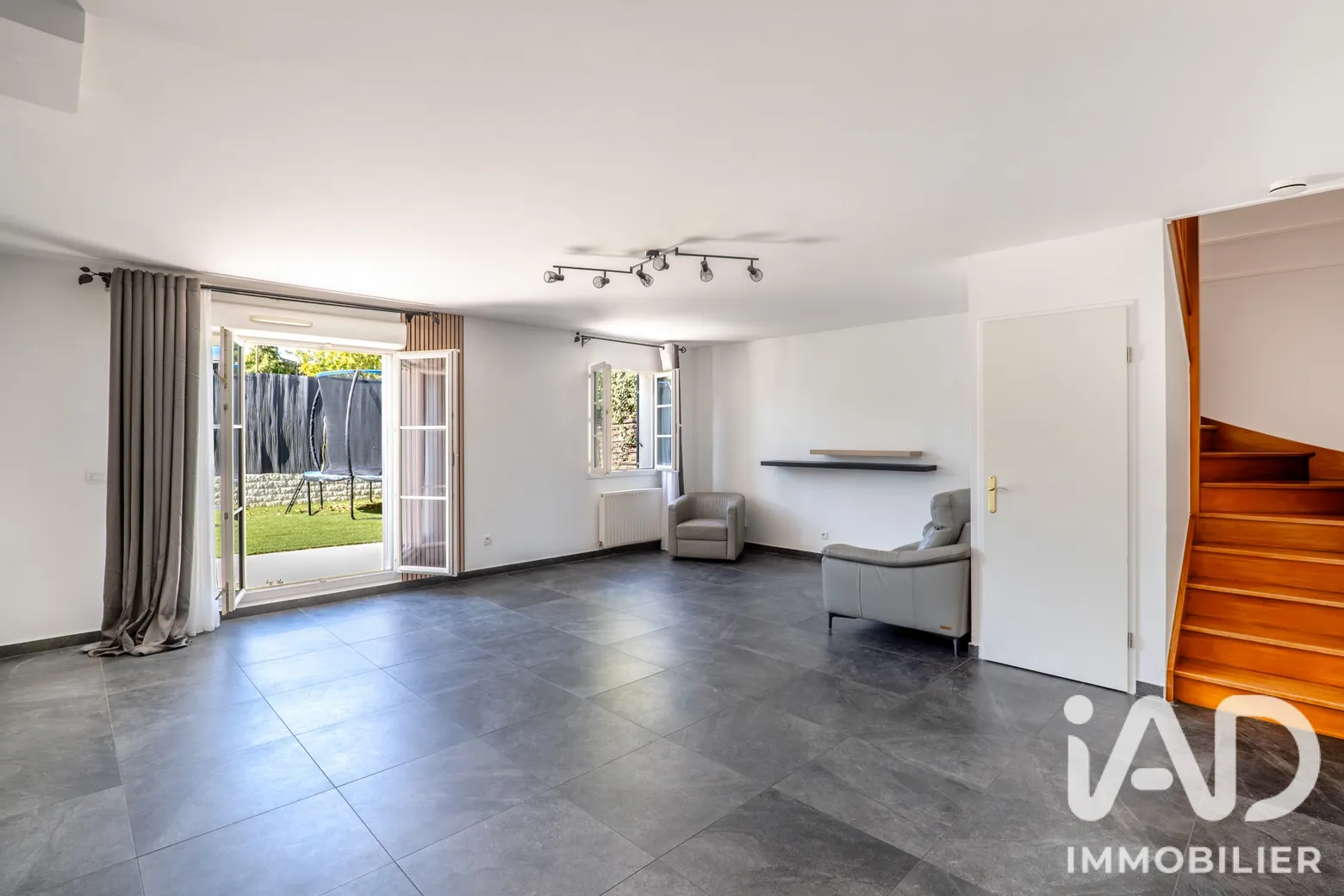 Vente maison à Vigneux-sur-Seine (91270) : maison 4 pièces 108 m² - 2105989 — 2