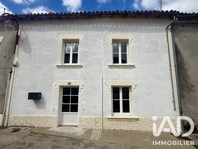 House in Saint-Aubin-le-Cloud (79450)