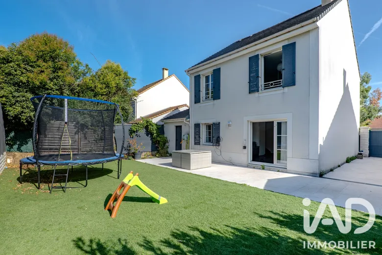 Maison 4 pièces 108 m² · à Vigneux-sur-Seine · 108,3 m² · 375 000 €