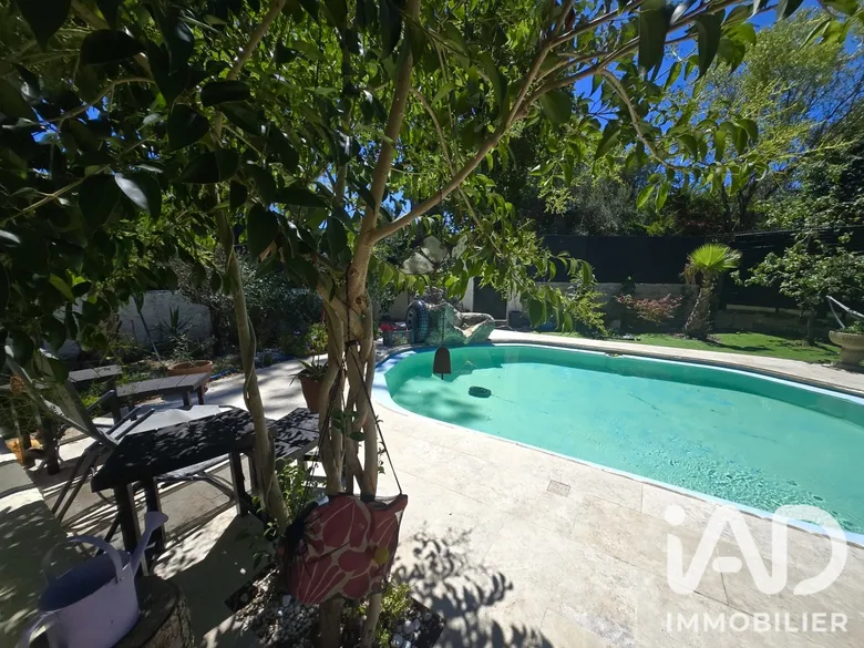 Maison 5 pièces 103 m² · à Le Beausset · 103 m² · 449 000 €