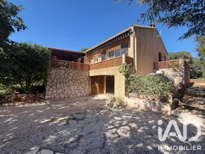 Maison à Garéoult (83136)