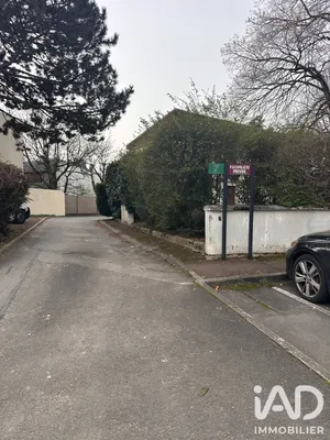 Studio à Châtenay-Malabry (92290)