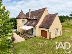 Traditional house in Cénac-et-Saint-Julien (24250)