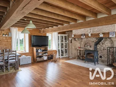 Maison à Châteauneuf-Val-de-Bargis (58350)