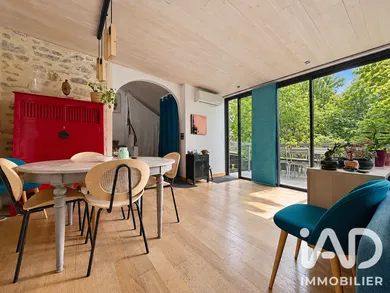 Townhouse in Chavenay (78450)