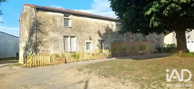 Maison à Essarts-en-Bocage (85140)