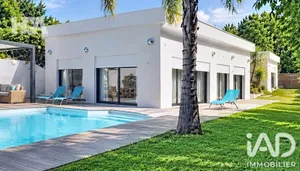 Maison d'architecte à Toulon (83200)