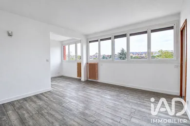Apartment in Domont (95330)