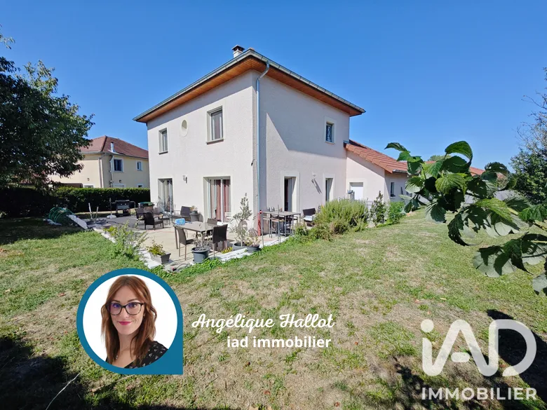 Maison 4 pièces 127 m² · à Charancieu · 127 m² · 350 000 €
