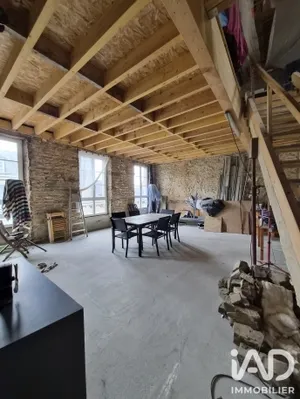 Immeuble à Fougères (35300)