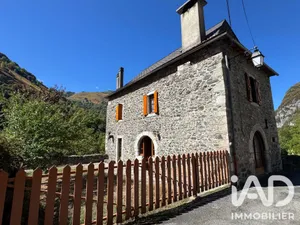 House in Urdos (64490)