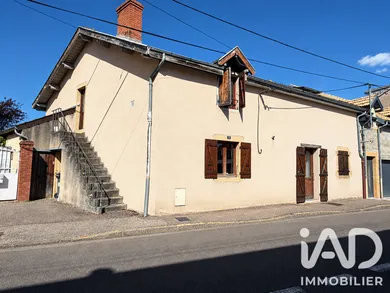 Townhouse in Paray-le-Monial (71600)