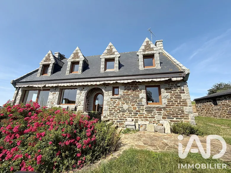 Maison 5 pièces 148 m² · à Pléneuf-Val-André · 148 m² · 488 000 €