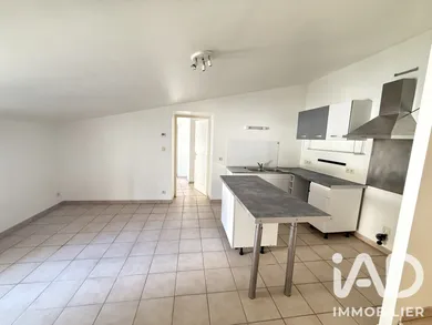 Appartement à Meysse (07400)