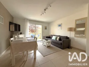 Apartment in Saint-Arnoult (14800)
