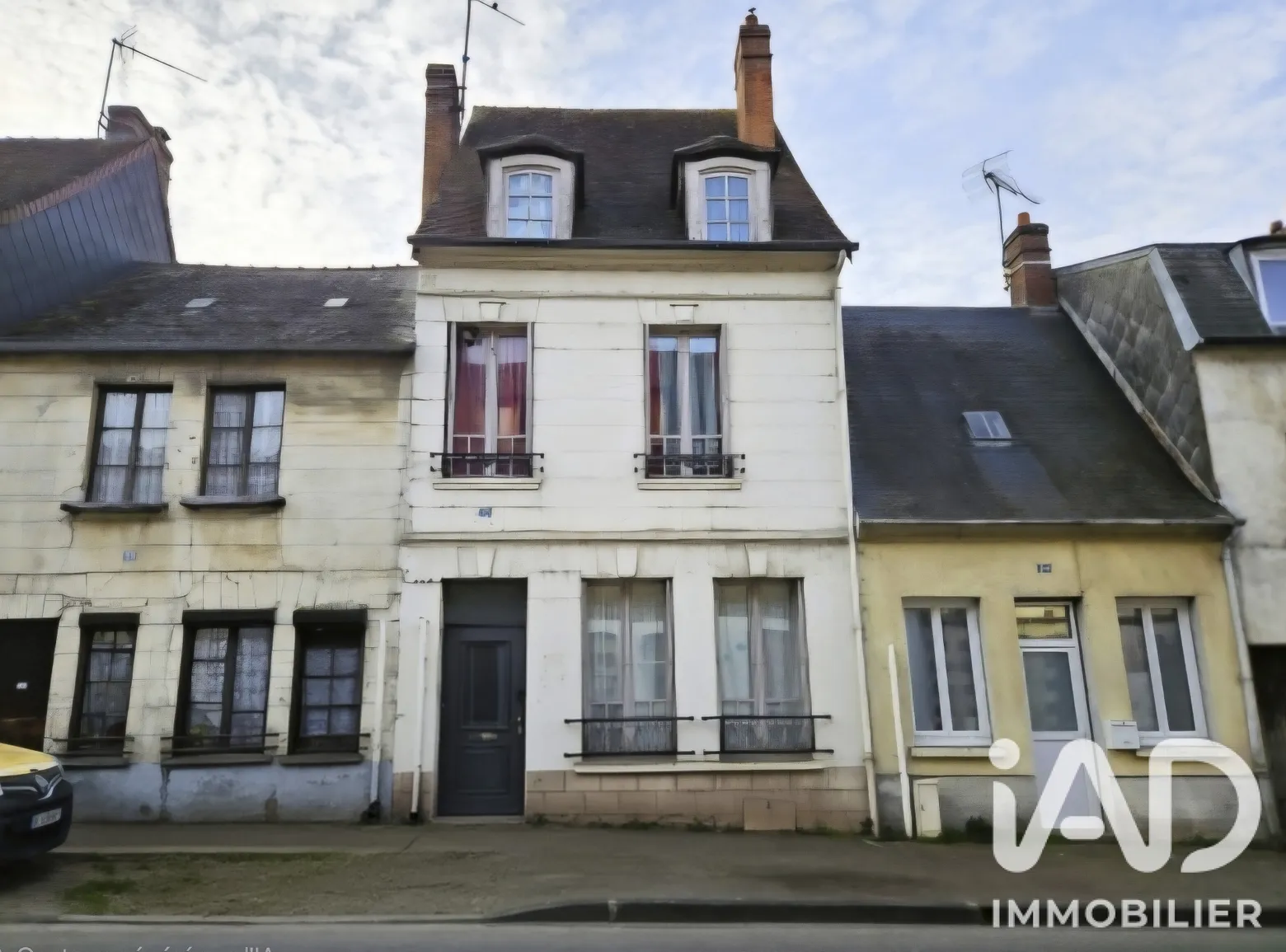 Vente maison à Conches-en-Ouche (27190) : maison de ville 5 pièces 130 m² - 2111163