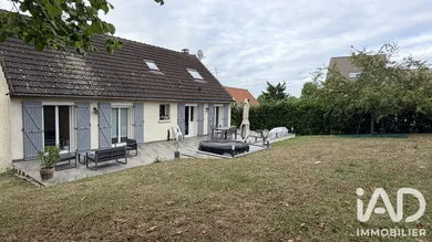 Maison traditionnelle à Chessy (77700)