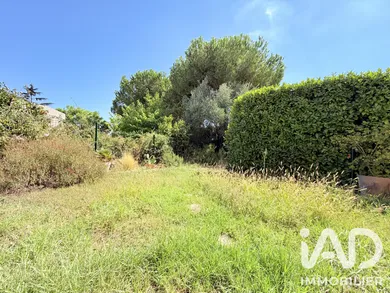Appartement à Saint-Laurent-du-Var (06700)
