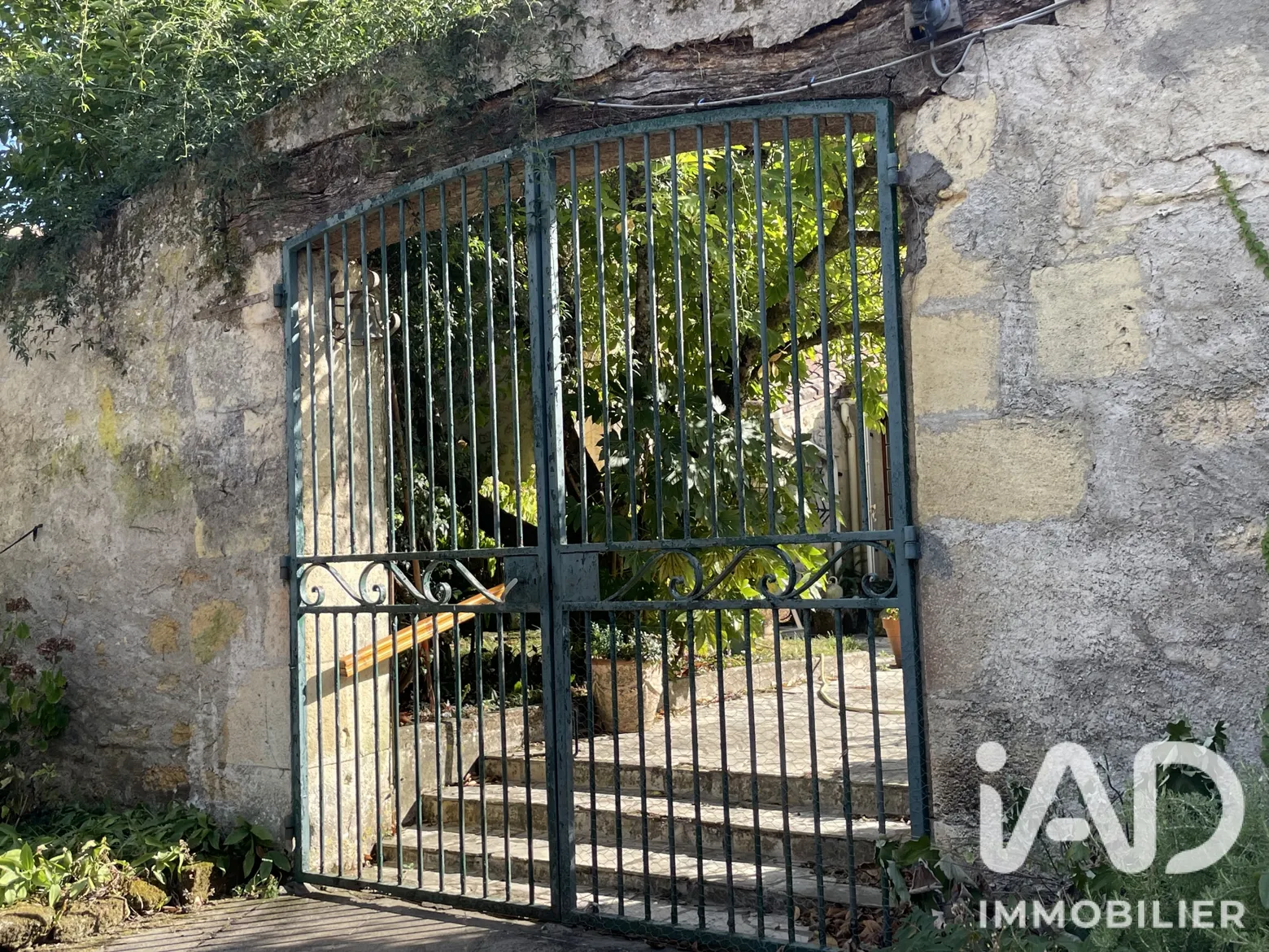 Vente maison à Blasimon (33540) : maison de campagne 7 pièces 240 m² - 2110821 — 2