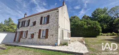 Park home in Montfaucon (02540)
