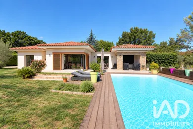 Maison traditionnelle à Saint-Maximin-la-Sainte-Baume (83470)