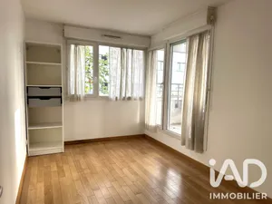 Apartment in Villejuif (94800)