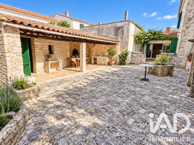 Maison 6 pièces 144 m² · à Sainte-Marie-de-Ré · 144 m² · 850 000 €