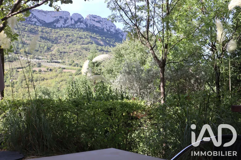 Maison 6 pièces 151 m² · à La Roche-sur-le-Buis · 151 m² · 587 000 €