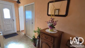 Detached house in Saint-Pierre-des-Échaubrognes (79700)