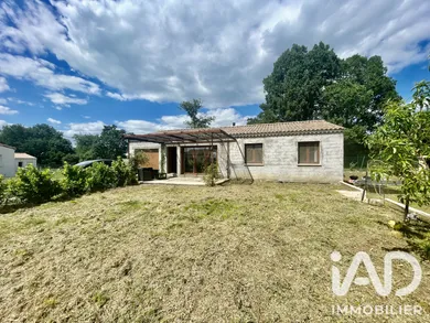 Maison traditionnelle à Méjannes-le-Clap (30430)