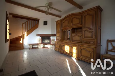 Park home in La Cour-Marigny (45260)