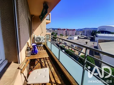Apartment in Marseille (13008)