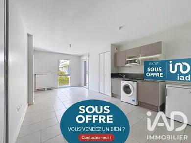 Apartment in Floirac (33270)