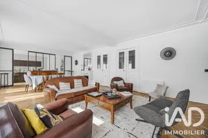 Apartment in Paris (75005)