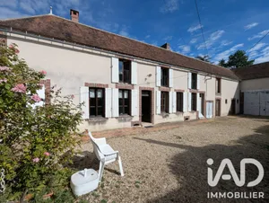 Longere in Mont-Saint-Sulpice (89250)