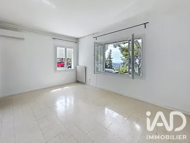 Appartement à Toulon (83000)
