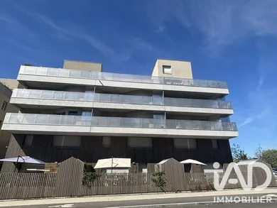 Apartment in Rezé (44400)