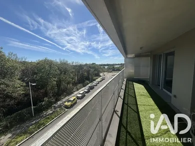 Apartment in Rezé (44400)