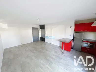 Apartment in Tours (37200)