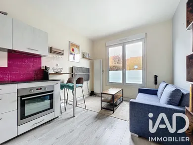 Apartment in Suresnes (92150)