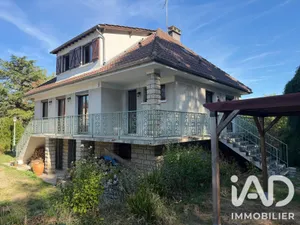 Maison traditionnelle à Saint-Fargeau-Ponthierry (77310)